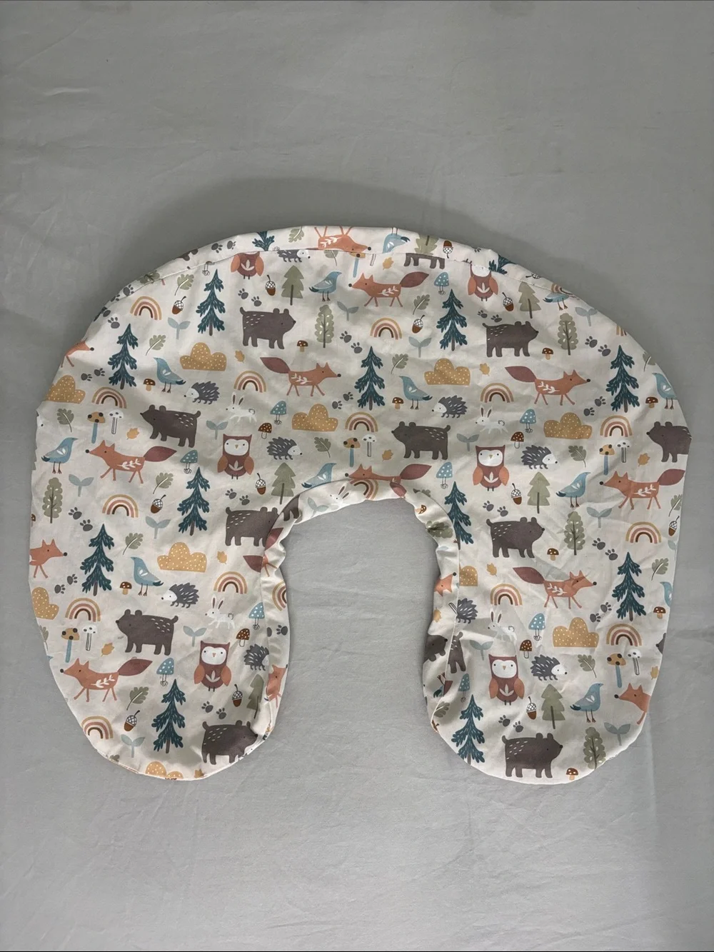 Boppy White Nursing and Support Pillow with Pillow Case